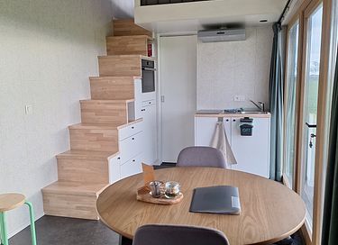 Tiny House met weids landelijk uitzicht - 33