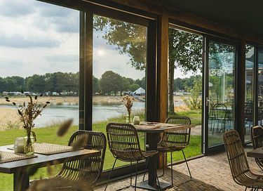 Houten vakantiehuis met meerzicht - 21