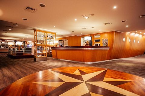 Hotel met uitzicht op de Nieuwe Maas - 5