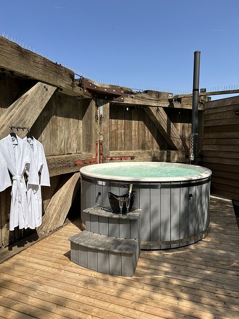 Romantische verblijf in luxe glamping dome - 3