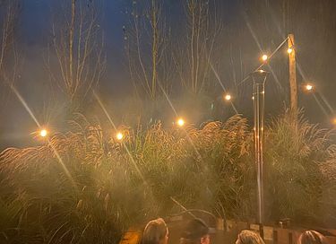 Slapen in een romantische tipi met hottub - 10