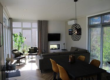 Luxuriöser Bungalow an einem Erholungssee - 2