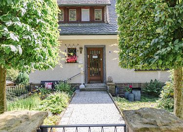 Maison de campagne spacieuse avec sauna privé et cabane de barbecue - 47