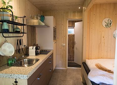Spend the night in a tiny house with sauna! - 4
