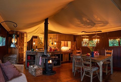 Tent cabin (sleeps 6) in the Groningen countryside - 4