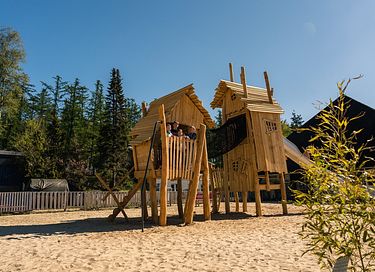 Luxury glamping tent (sleeps 6) at a charming vacation park - 31