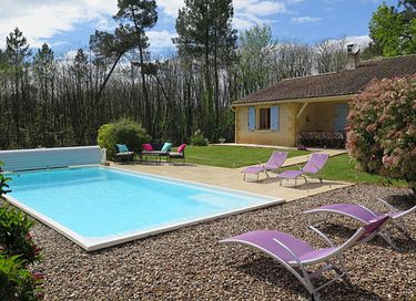 Vakantiehuis met zwembad en Whirlpool - 2