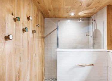 Unique treehouse (5p) with private hot tub - 13