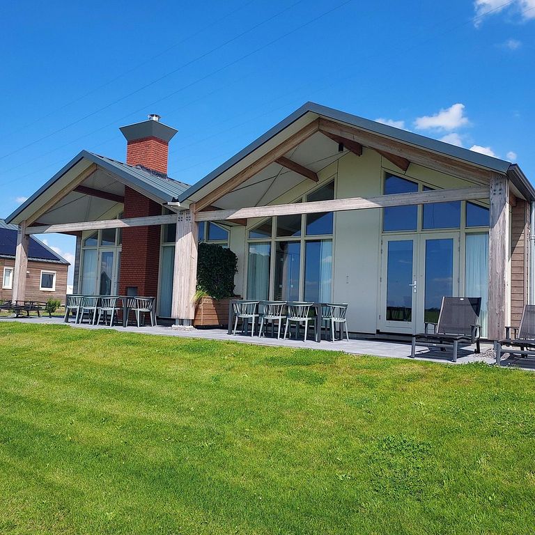 Waterfront family home in Friesland - 1