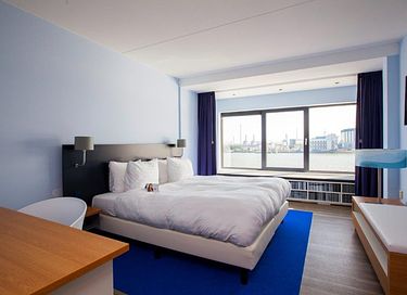Hotel met uitzicht op de Nieuwe Maas - 4