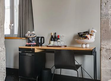 Luxe suite (45m2) in boutique hotel met bad - 6