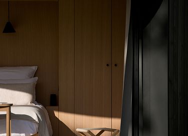 Panoramic suite in Burgundy - 8