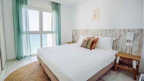 Sea view penthouse (6 pers.) in Spain - 4