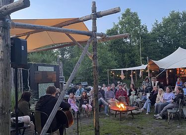 Glamping Bell tent on nice estate - 11