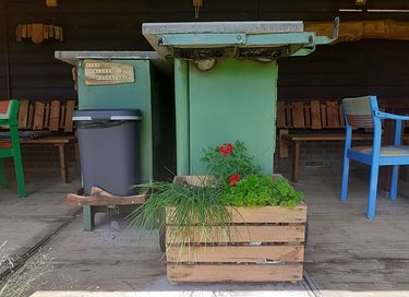 Belle yourte sur un mini camping confortable - 23