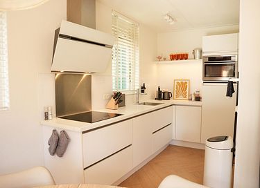 Modern holiday home (6p) with wellness - 9