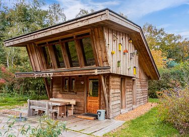 Natuurhuisje in een bosrijke omgeving