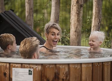 Lodge de luxe au bord de l'eau avec sauna et bain à remous - 3