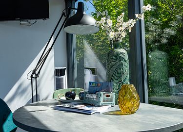 Houseboat op het water met mooi uitzicht  - 10