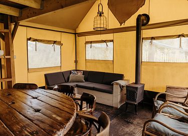 Robuste Lodge für 8 Personen mit Holzofen - 5