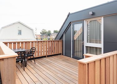 Luxury apartment with sauna and roof terrace