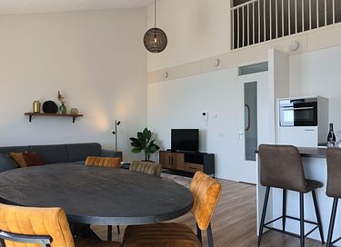 Ruim design-appartement aan het water - 8