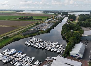 Luxury apartment on marina in Zeeland - 63