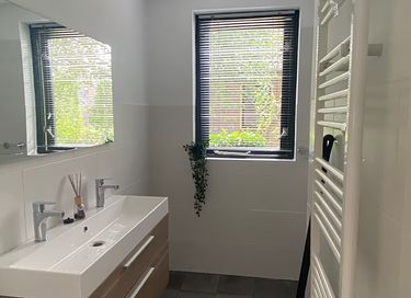 Freistehender Bungalow mit Whirlpool und Pizzaofen - 27
