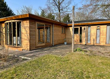 Lodge gelegen op een prachtig perceel 