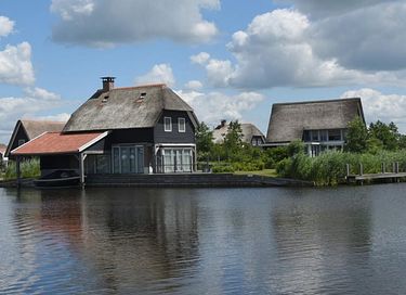 Vakantiehuis met wellness aan het water - 3