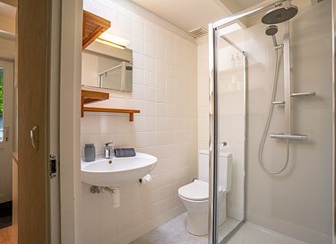 Bungalow in bosrijke omgeving - 17