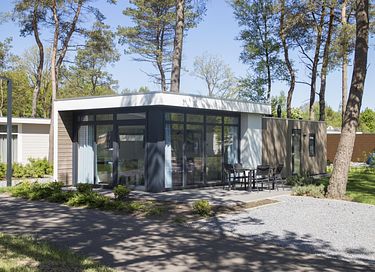 Vrijstaand chalet in een bosrijke omgeving - 8