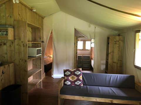 Glamping tent surrounded by beautiful nature - 3