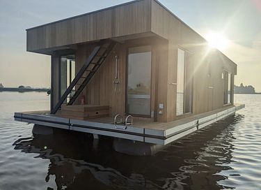 Unieke waterwoning met dakterras - 25