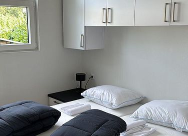 Logement de vacances moderne avec terrasse et vues - 11