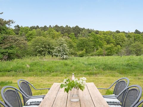 Kleurrijk vakantiehuis in een prachtig gebied - 3