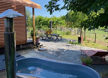 Maison enveloppante de bien-être avec sauna et bain à remous - 16