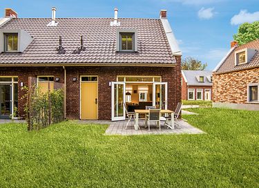 Vacation home with terrace in South Limburg - 3