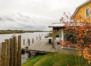 6-person vacation villa with swimming jetty - 7