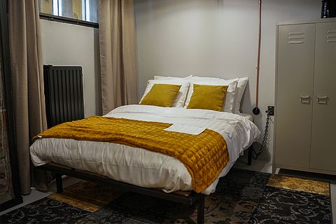 Cellule d'un ancien garde-champêtre dans un hôtel-boutique - 2