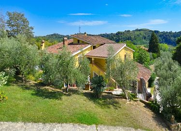 10-person holiday home surrounded by nature - 17