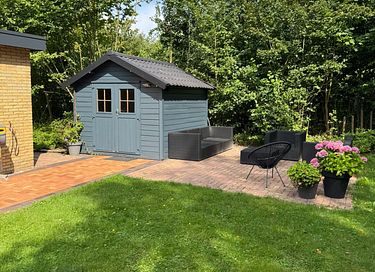 Attractive holiday home near swimming lake - 18