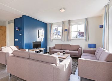 Spacious group home near the coast of Zeeland - 6