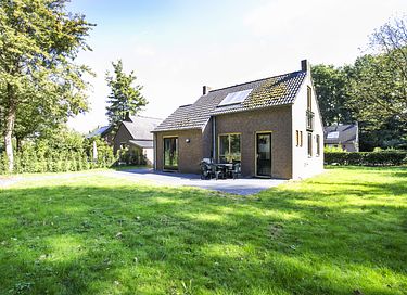 Detached bungalow on the edge of the forest - 29