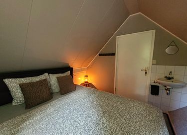 Luxuriöses Waldhaus mit Wellness - 29