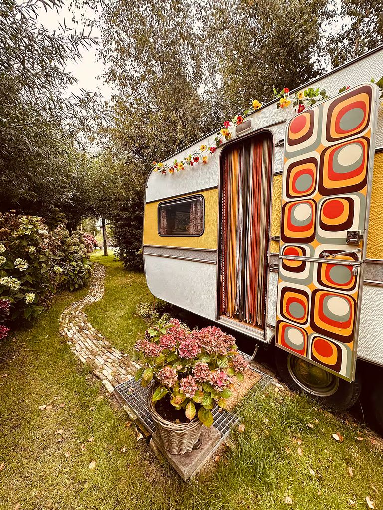 Retro B&B Caravan on a Small Island  - 1