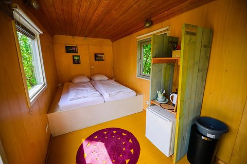 Roulotte en pleine nature pour 4 personnes - 3