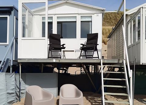 Knus slaaphuisje op het strand in Zeeland - 2