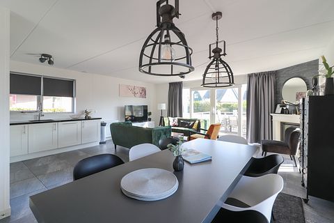 Vakantiehuis (8p) aan open vaarwater - 5