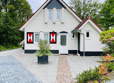 Vakantiehuis met knusse bedstee in Friesland - 11